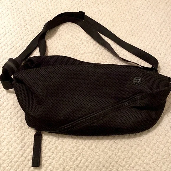 Bags | Lululemon Large Cross Body Bag Black | Poshmark Bags | Lululemon Large Cross Body Bag Black | Poshmark